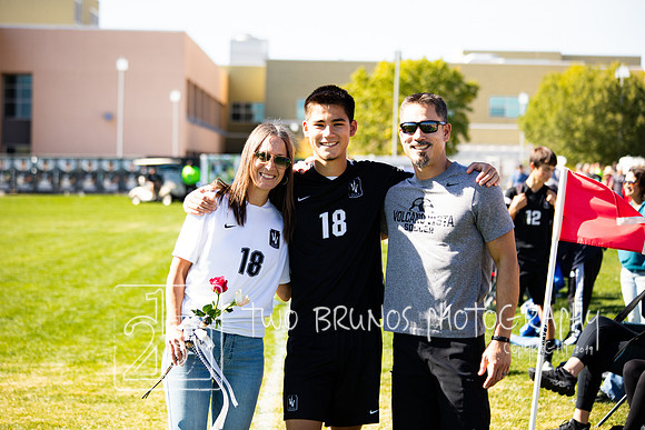 VVHS Soccer Senior Game-418751