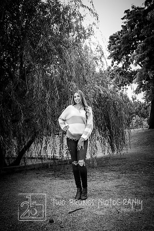 Melanie-4216-2
