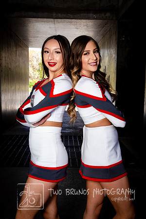 UNM Cheer 19-1335