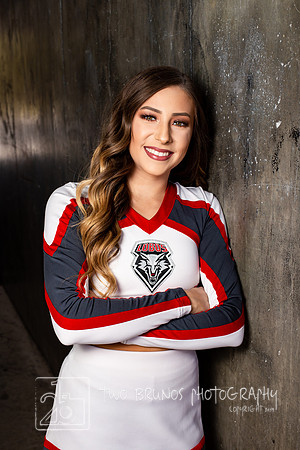 UNM Cheer 19-4616