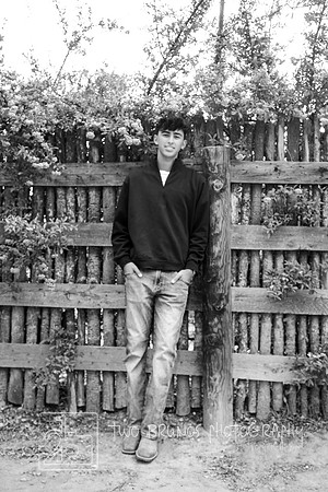 Ethan-0832-2