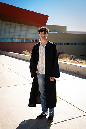 Cap and Gown 2025-413611